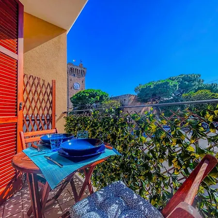 Tra Onde & Vicoli - Parcheggio Privato * Porto Recanati