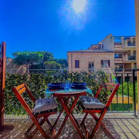 Tra Onde & Vicoli - Parcheggio Privato * Porto Recanati