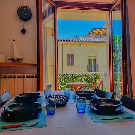 公寓 Tra Onde & Vicoli - Parcheggio Privato 雷卡纳蒂港