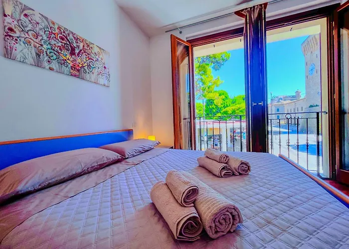 Tra Onde & Vicoli - Parcheggio Privato Porto Recanati