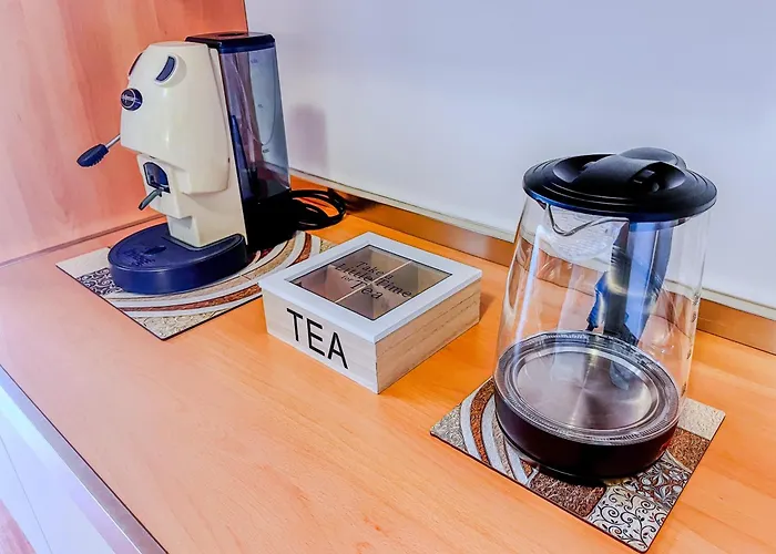 Tra Onde & Vicoli - Parcheggio Privato Porto Recanati